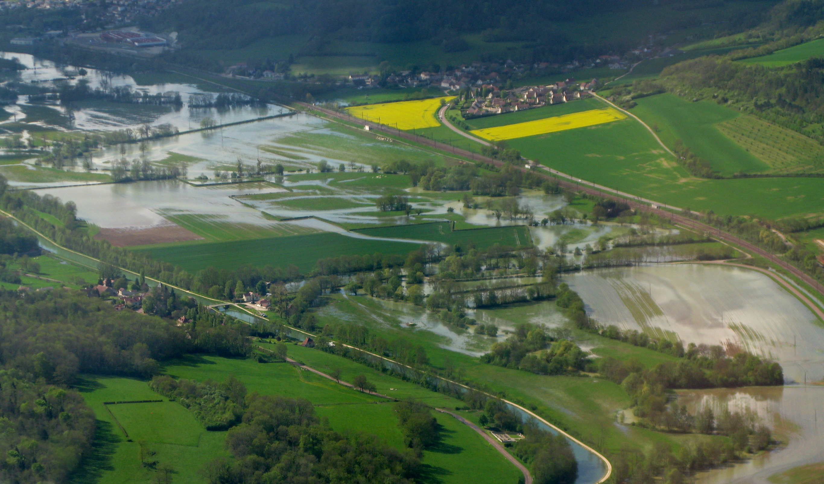 Crue de la Brenne; en mai 2013, à Marmagne et Nogent-lès-Montbard, en Côte d'Or